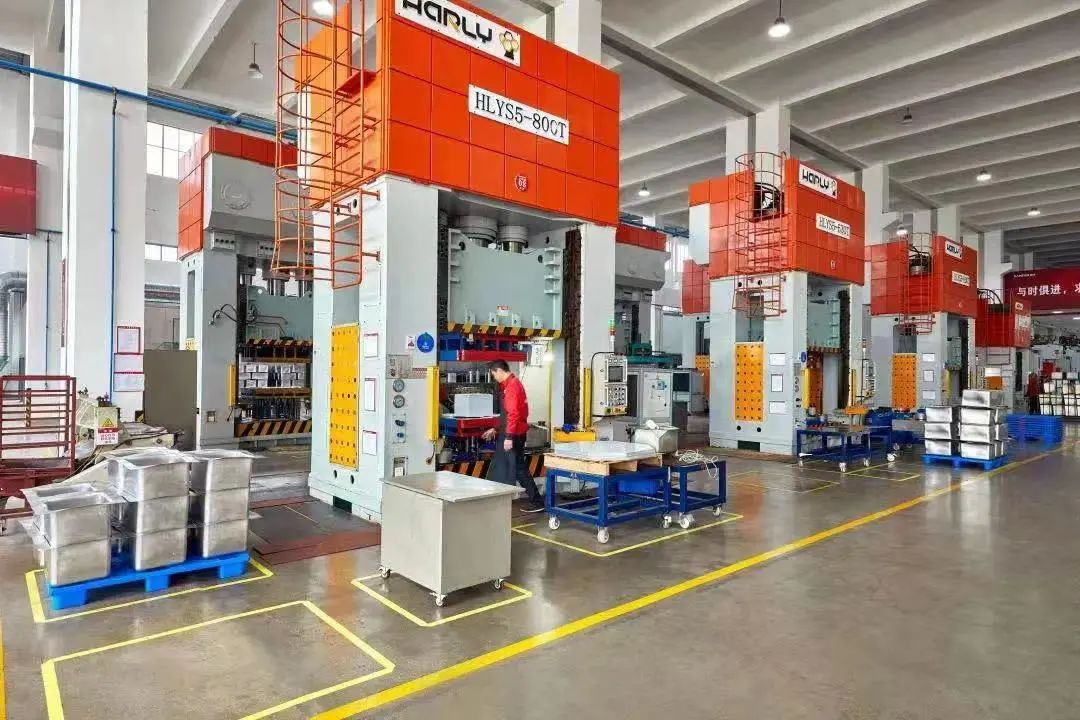 帅丰电器获评多项国家标准编写证书,帅丰标准定义行业标准! 帅丰电器获评多项国家标准编写证书,帅丰标准定义行业标准!