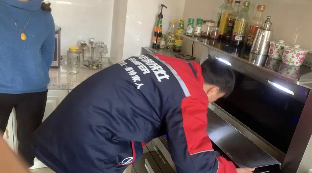 【帅丰微笑服务】她疯狂向亲朋好友安利帅丰集成灶,原因就是... 【帅丰微笑服务】她疯狂向亲朋好友安利帅丰集成灶,原因就是...